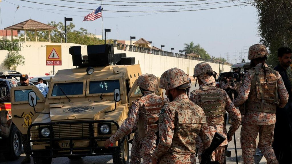 Washington claims to have sunk an Iranian military ship