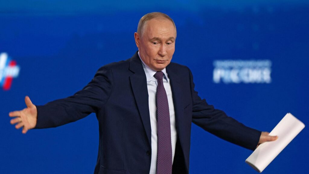 Putin gathers the oligarchs to ask them for funds for the war and promises that he will not stop until he occupies the entire Donbas.