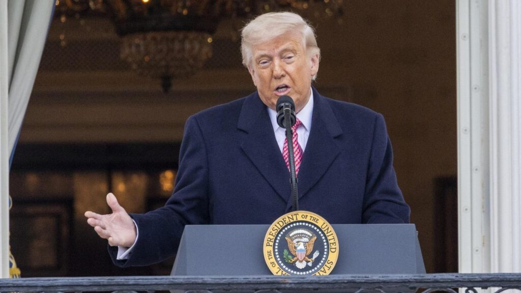 War in Iran, live today | Latest news on the US and Israeli attacks, the Strait of Hormuz and Trump’s reactions