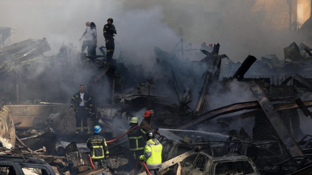 more than 250 dead in one day while denouncing Israeli attacks on clinics and ambulances